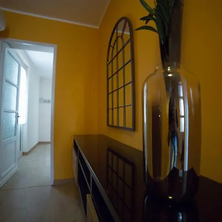Yellow Orange Ognina Apartment Catania